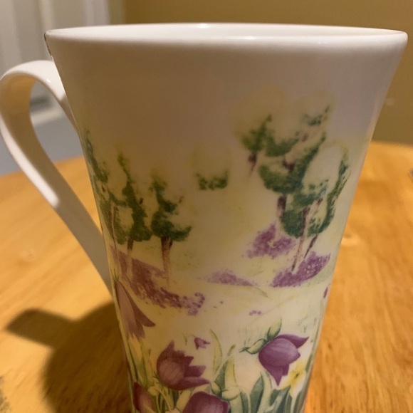 Roy Kirkman “ Serenity “ Fine Bone China Coffee Cup (England ) - Picture 2 of 5